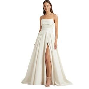 Sau Lee Heidi Wedding Bridal Gown with Pockets  in White NWT Size 4